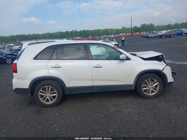 Aukcja sprzedaży 2015 Kia Sorento Lx, vin: 5XYKT3A60FG630527, numer aukcji: 44984591