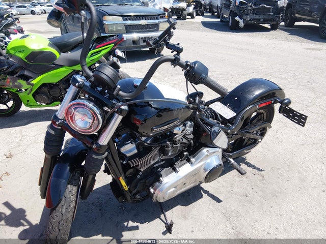 1HD1YJ922SB041405 Harley-Davidson FXBB