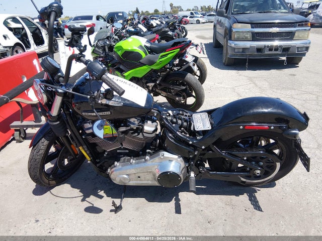 1HD1YJ922SB041405 Harley-Davidson FXBB