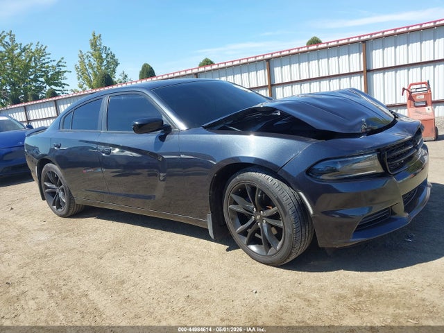 2017 Dodge Charger Se Rwd მანქანა იყიდება აუქციონზე, vin: 2C3CDXBG8HH643857, აუქციონის ნომერი: 44984614