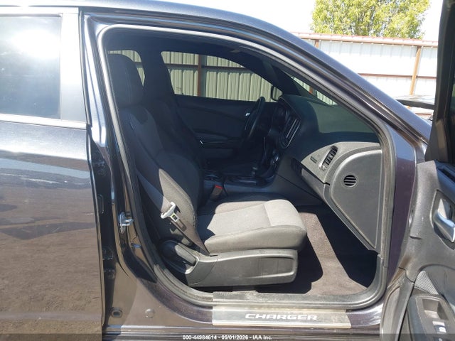 2017 Dodge Charger Se Rwd მანქანა იყიდება აუქციონზე, vin: 2C3CDXBG8HH643857, აუქციონის ნომერი: 44984614