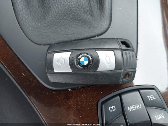 2011 Bmw 335i მანქანა იყიდება აუქციონზე, vin: WBAPM5G50BNM68976, აუქციონის ნომერი: 44984629