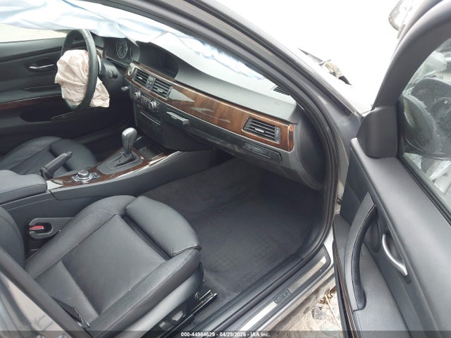 2011 Bmw 335i მანქანა იყიდება აუქციონზე, vin: WBAPM5G50BNM68976, აუქციონის ნომერი: 44984629
