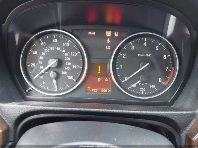 2011 Bmw 335i მანქანა იყიდება აუქციონზე, vin: WBAPM5G50BNM68976, აუქციონის ნომერი: 44984629