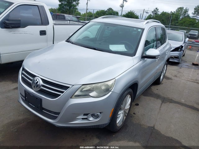 Продаж на аукціоні авто 2011 Volkswagen Tiguan Se, vin: WVGAV7AX5BW543852, номер лоту: 44984651