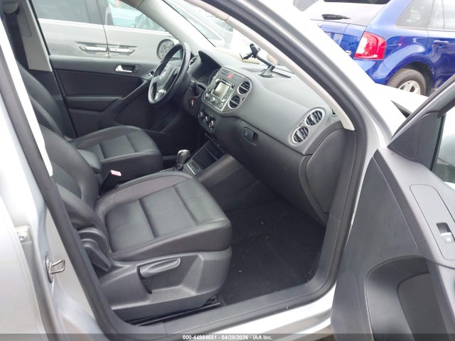 Продаж на аукціоні авто 2011 Volkswagen Tiguan Se, vin: WVGAV7AX5BW543852, номер лоту: 44984651