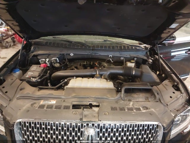 5LMJJ2NGXPEL12724 Lincoln Navigator Standard