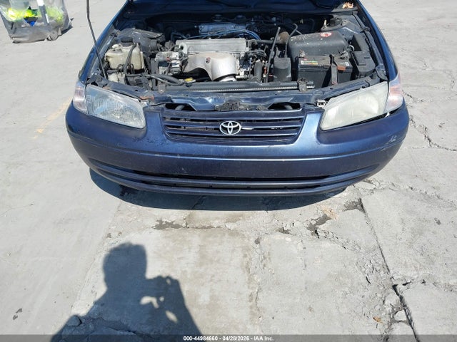 1997 Toyota Camry Le მანქანა იყიდება აუქციონზე, vin: 4T1BG22K8VU160766, აუქციონის ნომერი: 44984660
