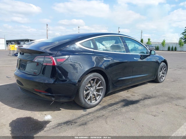 Tesla Model 3 Long Range/performance 2018 5YJ3E1EB4JF144264 Image 4