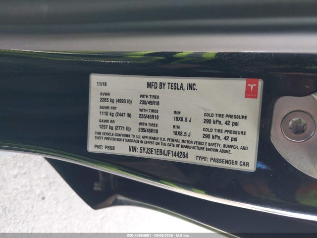 Tesla Model 3 Long Range/performance 2018 5YJ3E1EB4JF144264 Image 9