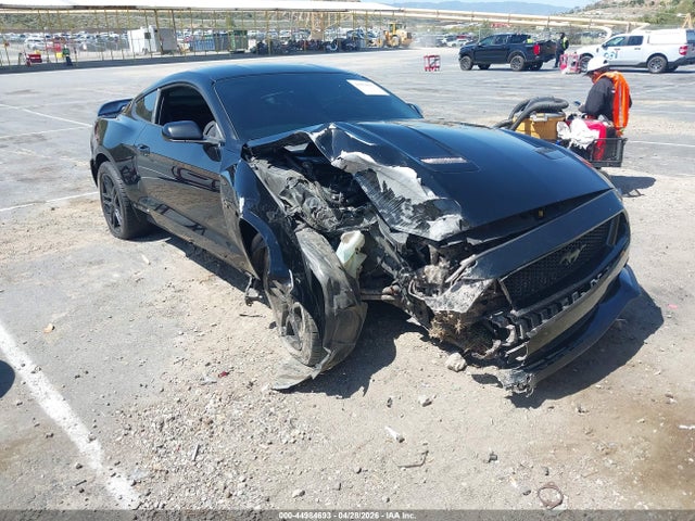 2019 1FA6P8CF3K5123372 main image