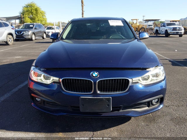 2018 Bmw 320i Xdrive მანქანა იყიდება აუქციონზე, vin: WBA8A3C51JA488411, აუქციონის ნომერი: 44984697