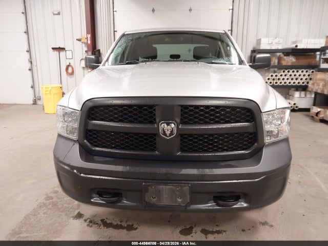 1C6RR7KG3KS516478 RAM 1500 Classic Tradesman 4x4 5&#039;7 Box