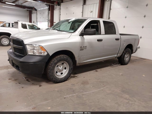 1C6RR7KG3KS516478 RAM 1500 Classic Tradesman 4x4 5&#039;7 Box
