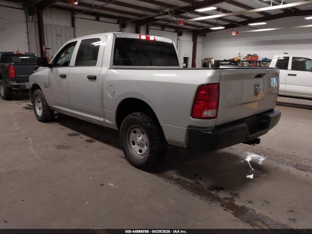 1C6RR7KG3KS516478 RAM 1500 Classic Tradesman 4x4 5&#039;7 Box