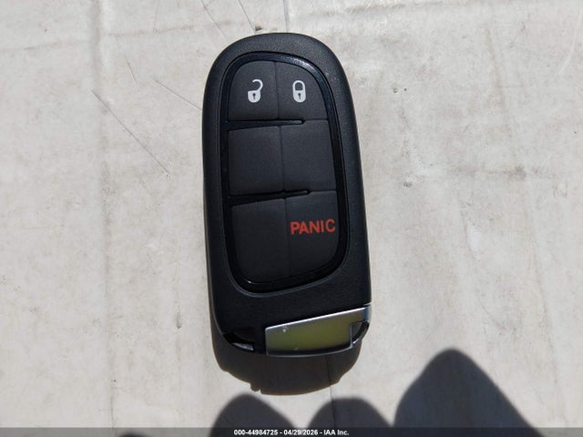 44984725 :رقم المزاد ، 1C4PJLLB0KD307691 vin ، 2019 Jeep Cherokee Latitude Plus Fwd مزاد بيع