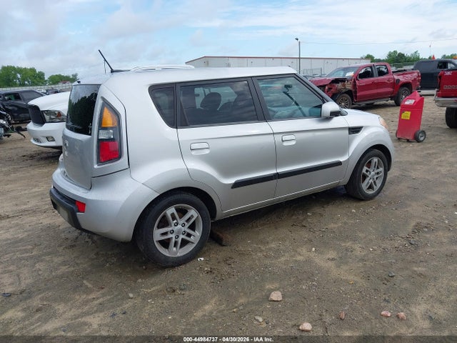 Продаж на аукціоні авто 2010 Kia Soul +, vin: KNDJT2A27A7139221, номер лоту: 44984737
