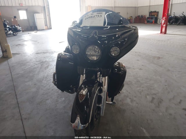 INDIAN MOTORCYCLE CO. Roadmaster 2015 56KTRAAA8F3329045 Image 5