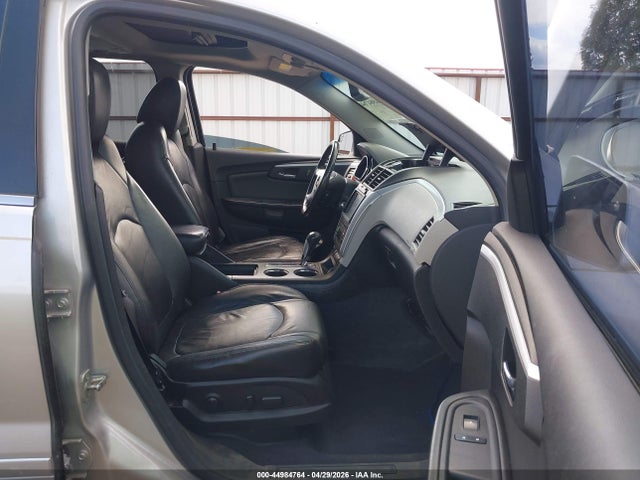 44984764 :رقم المزاد ، 1GNKVJED6BJ110406 vin ، 2011 Chevrolet Traverse 2lt مزاد بيع