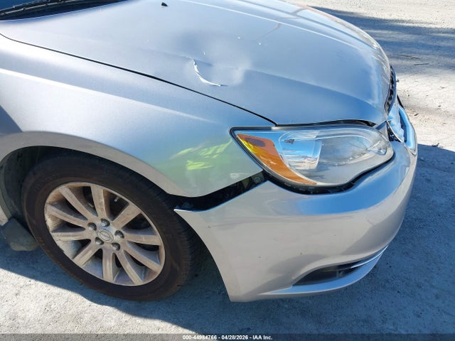 Продаж на аукціоні авто 2014 Chrysler 200 Touring, vin: 1C3CCBBG5EN114472, номер лоту: 44984766