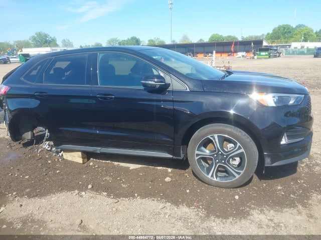 44984772 :رقم المزاد ، 2FMPK4AP7PBA59692 vin ، 2023 Ford Edge St مزاد بيع