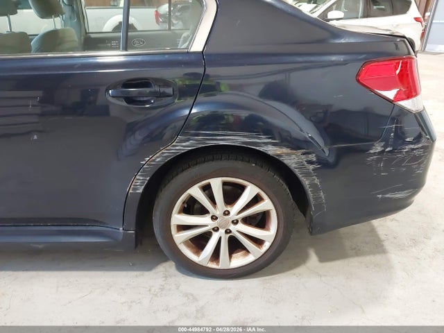 2014 Subaru Legacy 2.5i მანქანა იყიდება აუქციონზე, vin: 4S3BMBA61E3026379, აუქციონის ნომერი: 44984792