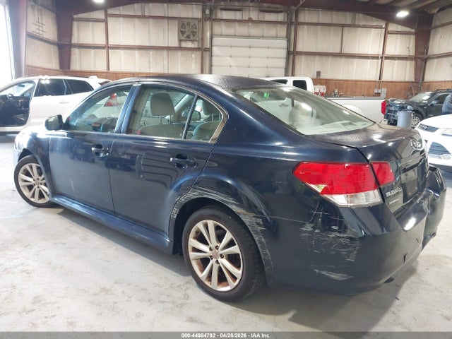 2014 Subaru Legacy 2.5i მანქანა იყიდება აუქციონზე, vin: 4S3BMBA61E3026379, აუქციონის ნომერი: 44984792