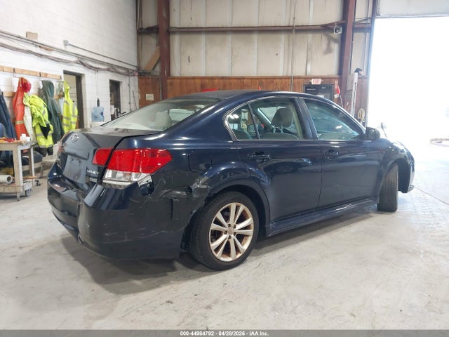 2014 Subaru Legacy 2.5i მანქანა იყიდება აუქციონზე, vin: 4S3BMBA61E3026379, აუქციონის ნომერი: 44984792