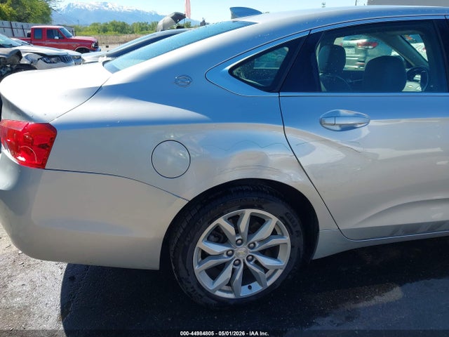 Chevrolet IMPALA 1LT 2017 2G1105SA1H9152970 Image 18