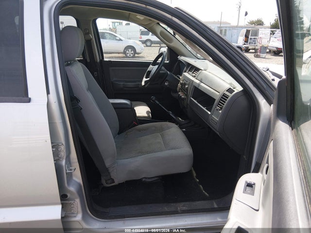 44984815 :رقم المزاد ، 1D7HW38K28S571942 vin ، 2008 Dodge Dakota Sxt/bighorn/lonestar مزاد بيع