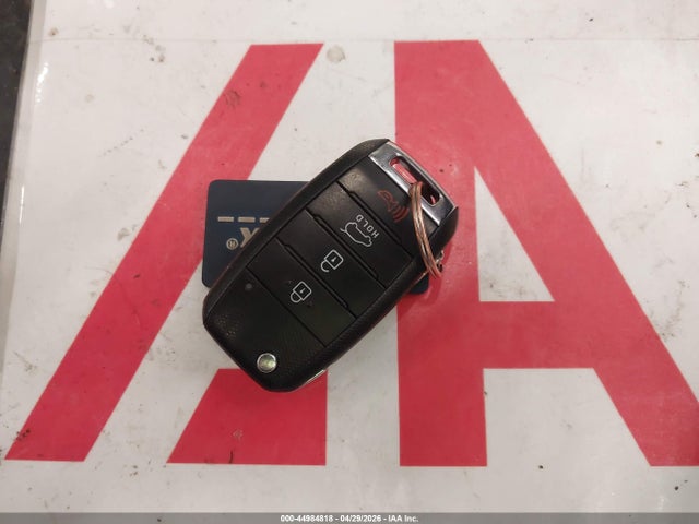 KNDJP3A51J7529669 KIA SOUL +