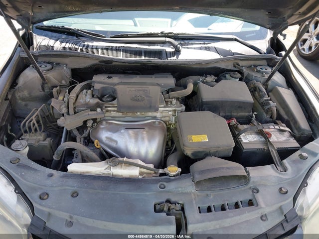 4T1BF1FK1FU944425 Toyota CAMRY SE
