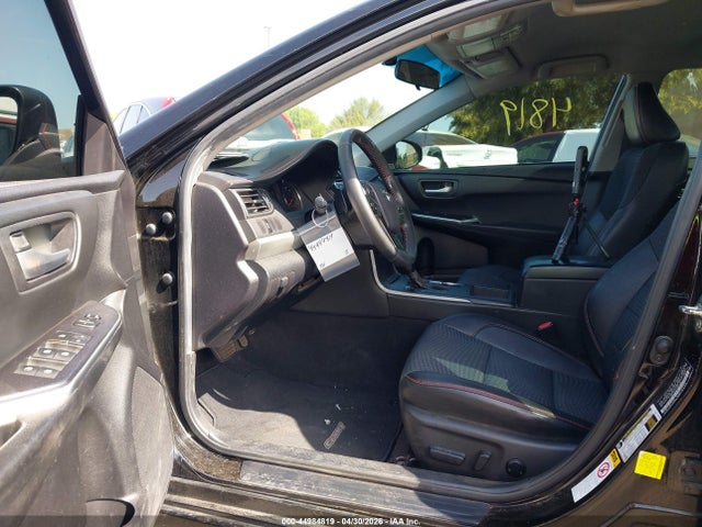 4T1BF1FK1FU944425 Toyota CAMRY SE