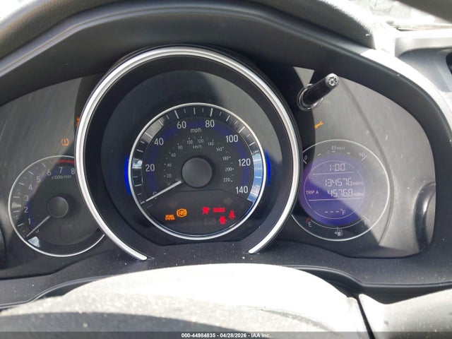 44984835 :رقم المزاد ، 3HGGK5H51FM777929 vin ، 2015 Honda Fit Lx مزاد بيع
