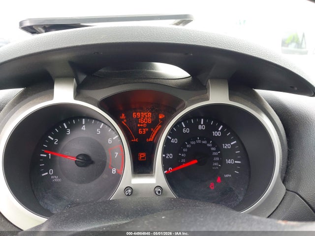 44984840 :رقم المزاد ، JN8AF5MR5FT509716 vin ، 2015 Nissan Juke S مزاد بيع