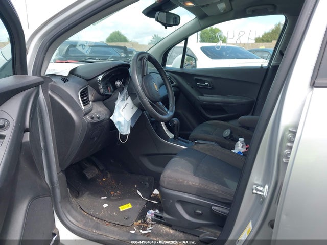 Chevrolet TRAX LS 2018 KL7CJNSB9JB608141 Image 5