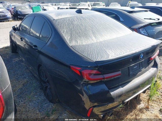 BMW M550 I Xdrive 2022 WBA13BK04NCJ65976 Image 3