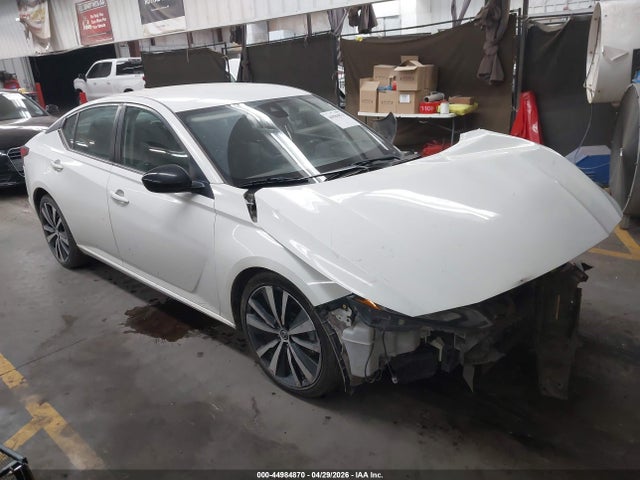 Nissan Altima Sr Fwd 2021 1N4BL4CV2MN405645 головне зображення