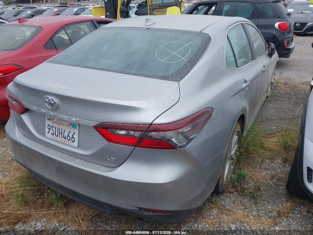 Toyota CAMRY LE 2022 4T1C11AK0NU652581 Image 4