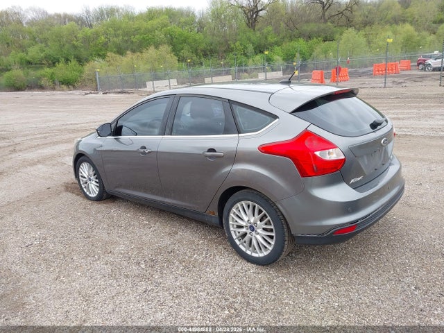 Продажа на аукционе авто 2013 Ford Focus Titanium, vin: 1FADP3N28DL383642, номер лота: 44984888