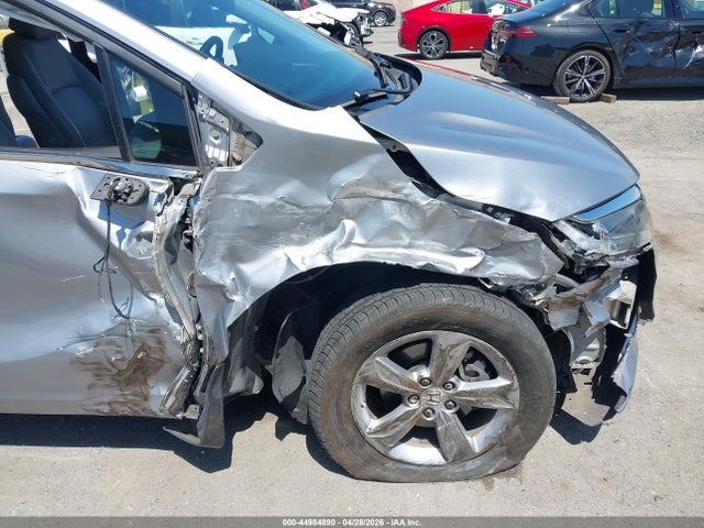 44984890 :رقم المزاد ، 5FNRL6H71JB058642 vin ، 2018 Honda Odyssey Ex-l مزاد بيع