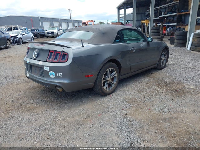 44984906 :رقم المزاد ، 1ZVBP8EM4D5264813 vin ، 2013 Ford Mustang V6 Premium مزاد بيع