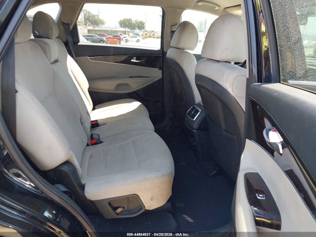 Продаж на аукціоні авто 2019 Kia Sorento 2.4l Lx, vin: 5XYPG4A30KG566215, номер лоту: 44984937