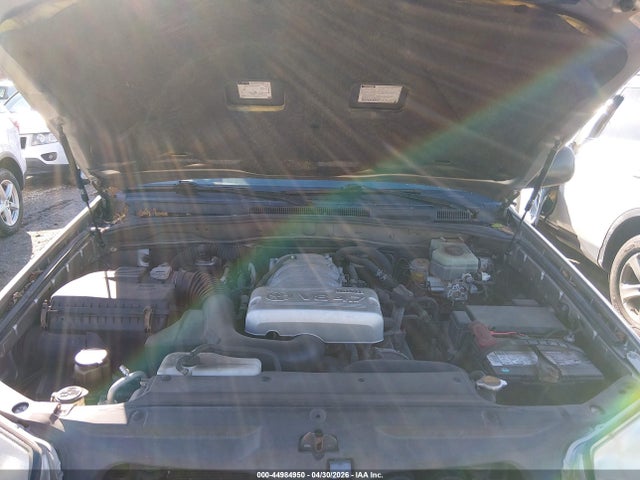 44984950 :رقم المزاد ، JTEBT14R330021228 vin ، 2003 Toyota 4runner Sr5 V8 مزاد بيع