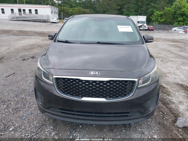 KNDMB5C10H6230529 KIA SEDONA LX