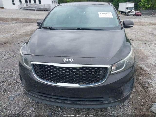 KNDMB5C10H6230529 KIA SEDONA LX