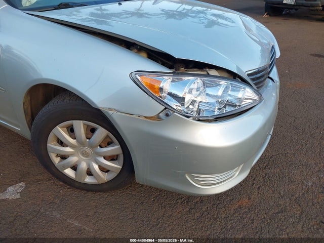 44984964 :رقم المزاد ، JTDBE30KX50305610 vin ، 2005 Toyota Camry Le/se/xle مزاد بيع