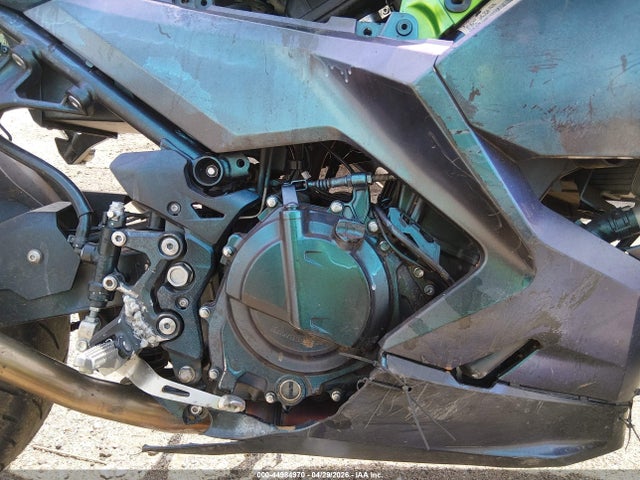 JKAEXKG16PDAK1415 Kawasaki EX400