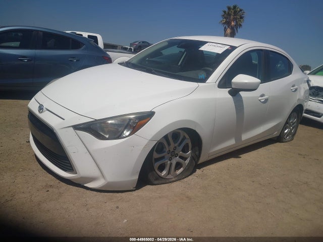 3MYDLBYV4HY174175 Toyota YARIS IA