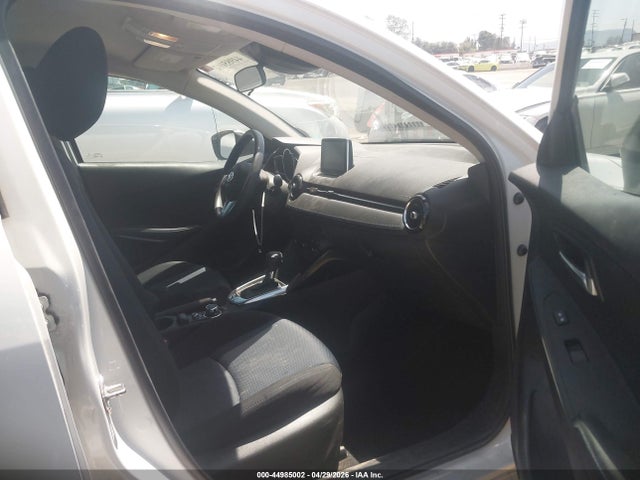 3MYDLBYV4HY174175 Toyota YARIS IA